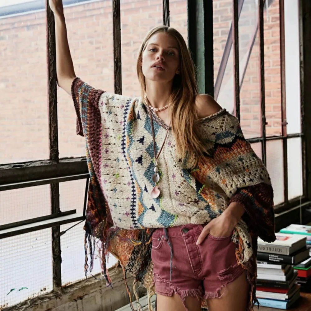 Free People Hidden Gem Lightweight Poncho Top - Picture 5 of 12